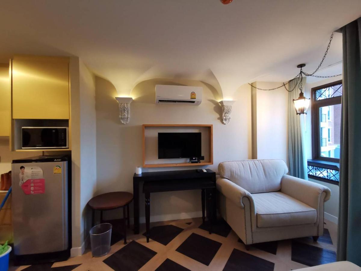 Espana Condo Resort Jomtien Beach Extérieur photo